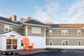  Howard Johnson by Wyndham Quincy/ Boston  Куинси